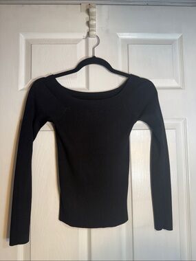 Abercrombie & Fitch Black Off-the-Shoulder Ribbed Sweater